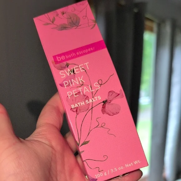 ❤️‍🔥10/$10❤️‍🔥 NEW ♡ Sweet Pink Petals Bath Salts - Picture 4 of 4